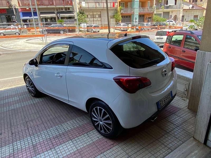 Usata Opel Corsa S 95 CV (69 kW) 2015 Bianco Berlina