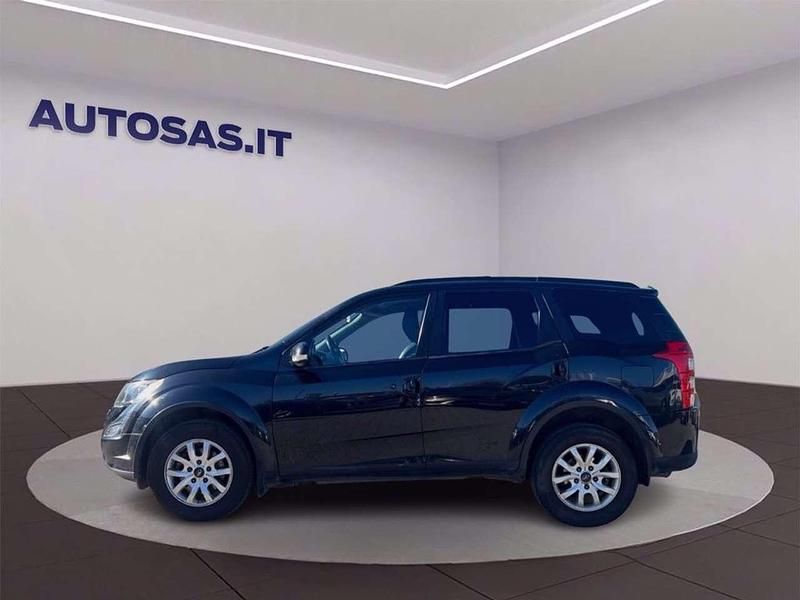 Usata Mahindra XUV500 140 CV (102 kW) 2019 Nero SUV