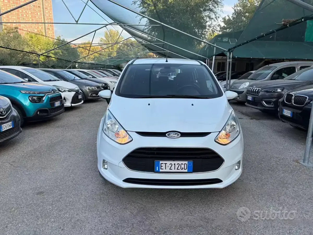 Usata Ford B-MAX Business Edition 100 CV (73 kW) 2013 Bianco Monovolume