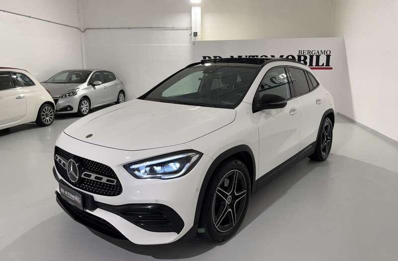 Usata Mercedes GLA200 Premium 150 CV (110 kW) 2023 Bianco SUV