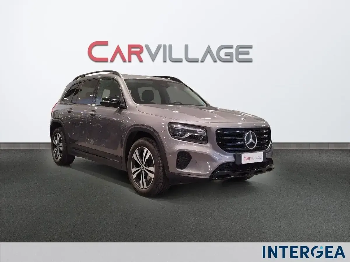 Usata Mercedes GLB200 Advanced Plus 150 CV (110 kW) 2024 Grigio SUV