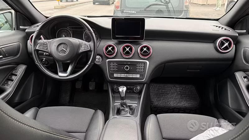 Usata Mercedes A200 136 CV (100 kW) 2017 Berlina