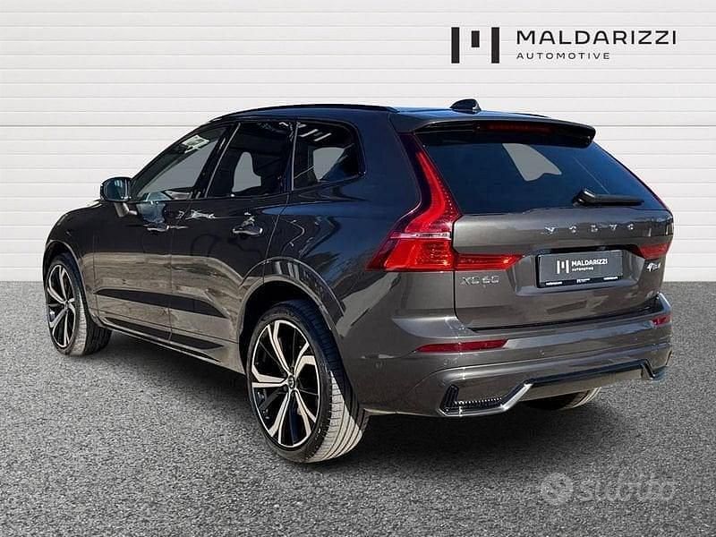 Usata Volvo XC60 Ultimate 197 CV (144 kW) 2024 Nero SUV