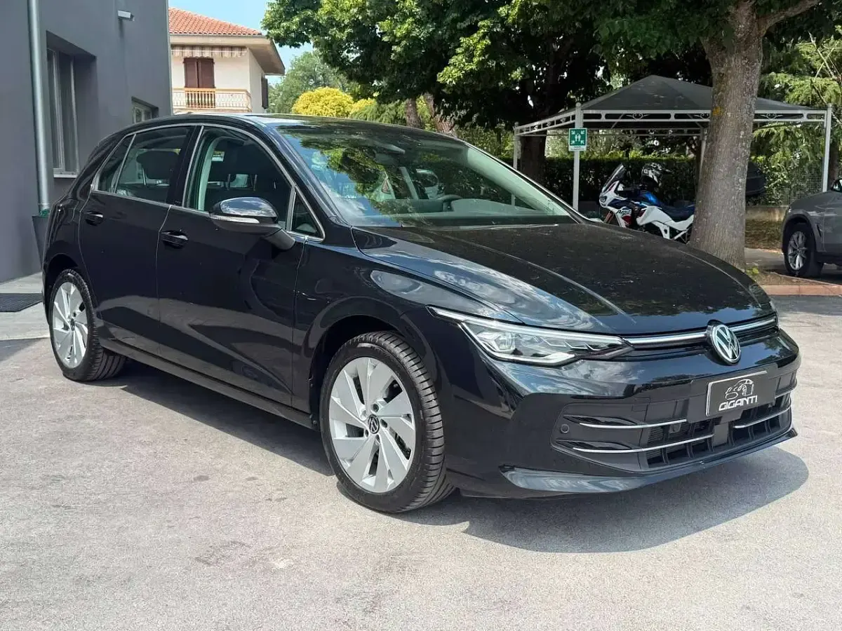 Usata VW Golf VIII Style 150 CV (110 kW) 2025 Nero Berlina