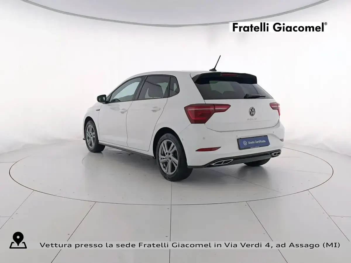 Usata VW Polo R-line 95 CV (69 kW) 2023 Pure white Utilitaria