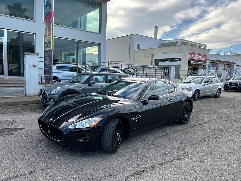 Usata Maserati Granturismo 405 CV (297 kW) 2008 Nero Coupé