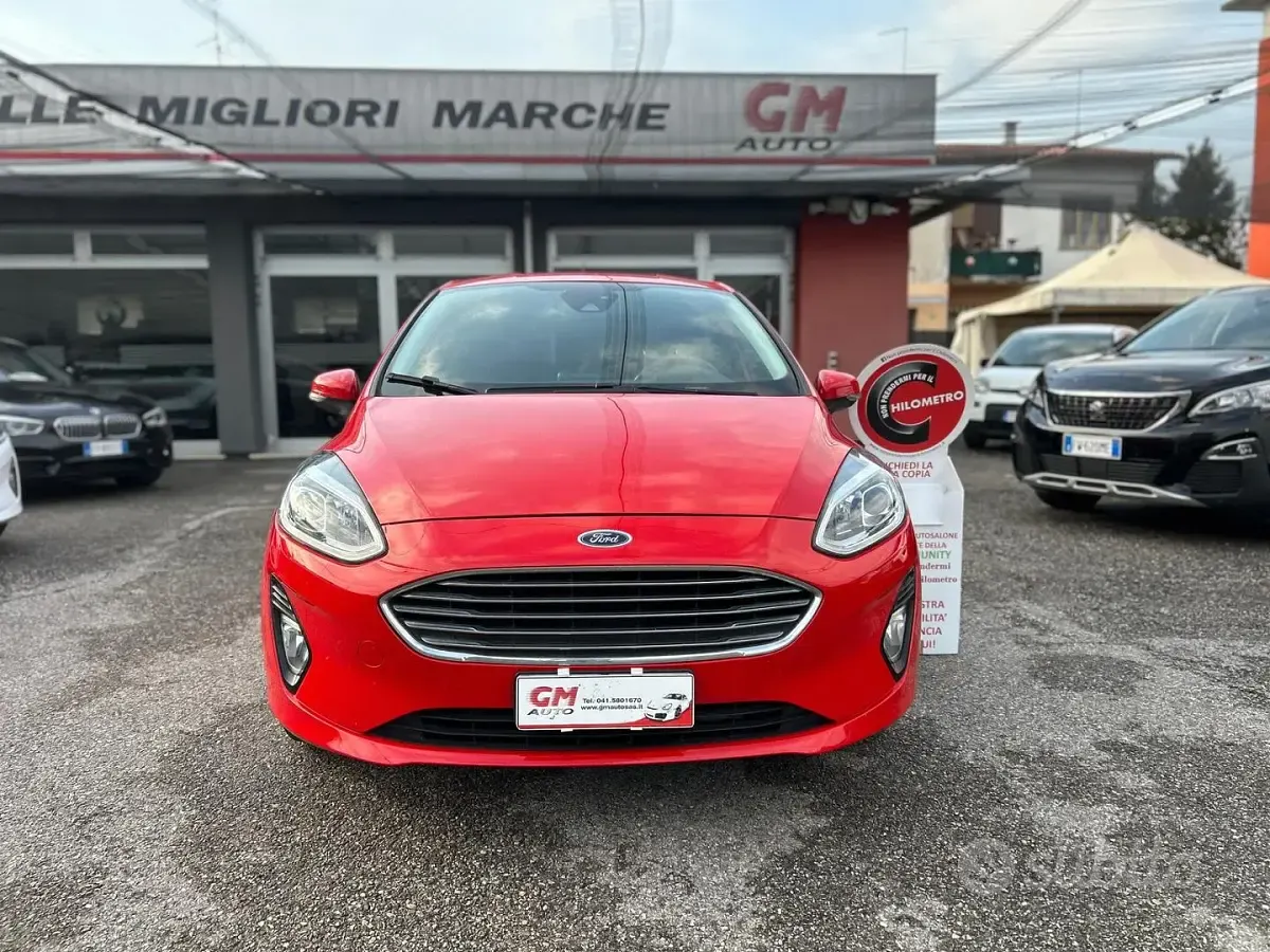 Usata Ford Fiesta Titanium 75 CV (55 kW) 2020 Rosso Berlina