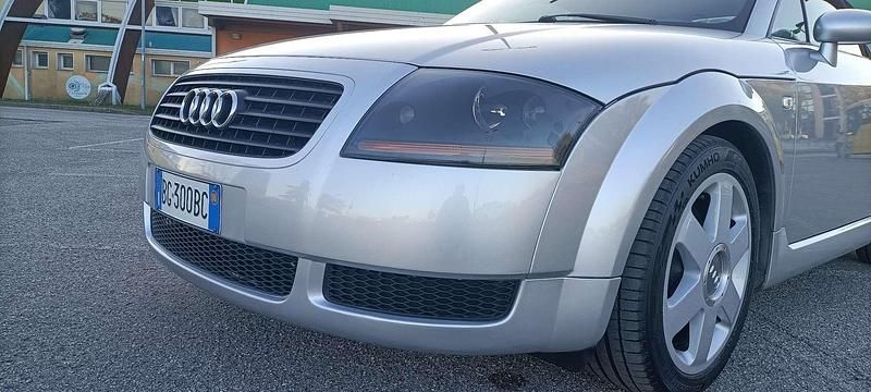 Usata Audi TT Roadster Ambiente 179 CV (131 kW) 2000 Cabrio