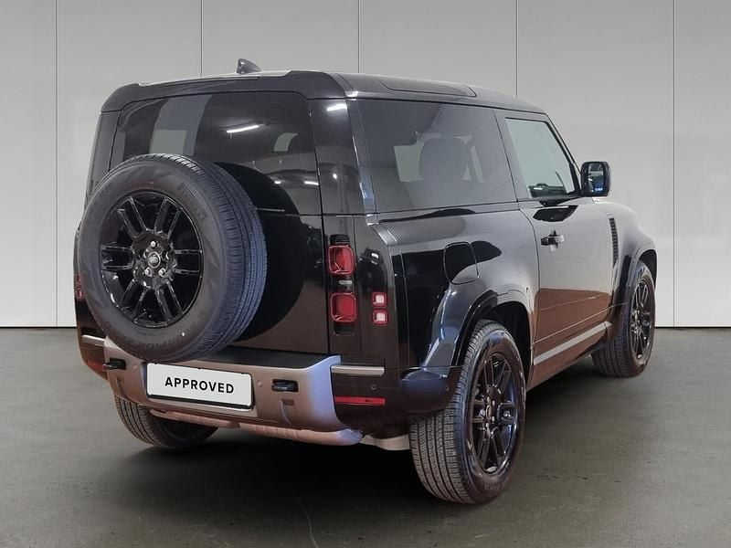 Nouvelle Land Rover Defender SE Dynamic 200 ch (147 kW) 2026 Noir SUV