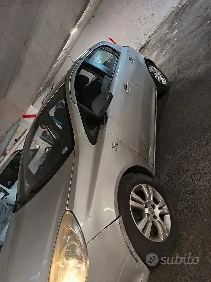 Usata Opel Corsa 95 CV (69 kW) 2012 Grigio Utilitaria