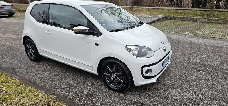 Usata VW up! 75 CV (55 kW) 2012 Bianco Utilitaria
