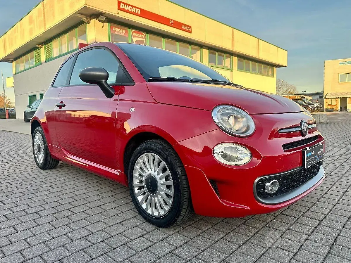 Usata Fiat 500 Lounge 69 CV (50 kW) 2020 Rosso Berlina