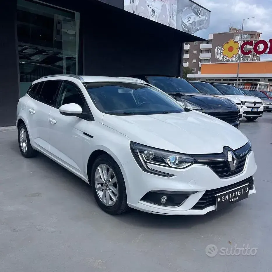 Usata Renault Mégane GrandTour 95 CV (69 kW) 2020 Bianco Station wagon