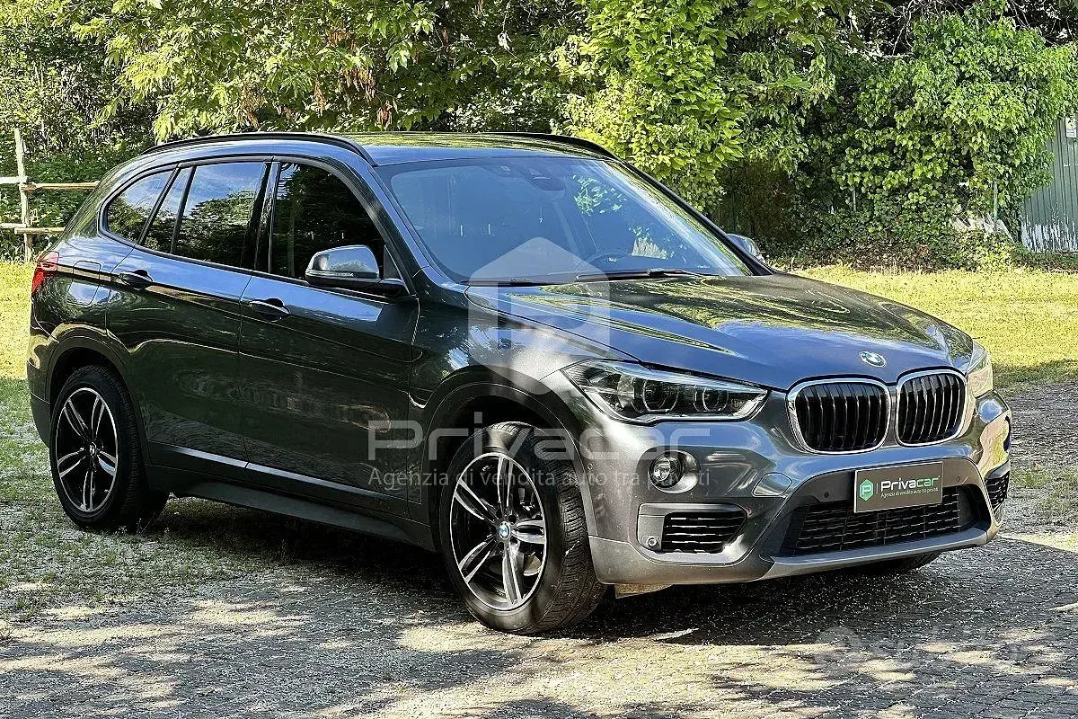 Usata BMW X1 Efficient Dynamics 150 CV (110 kW) 2019 Grigio SUV