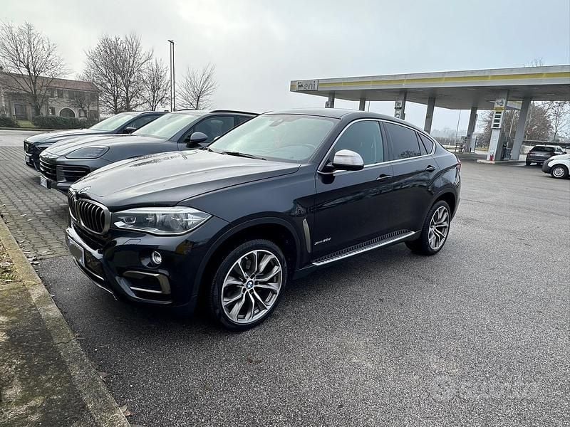 Usata BMW X6 258 CV (189 kW) 2018 Nero SUV
