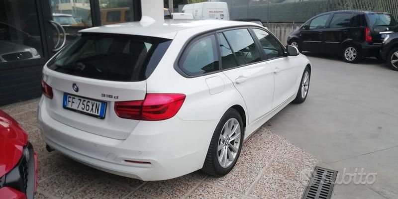 Usata BMW 316 Advantage 163 CV (119 kW) 2016 Bianco Station wagon