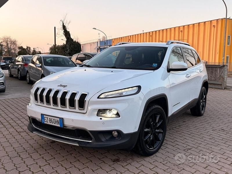 Second-hand Jeep Cherokee Limited 170 CP (125 kW) 2015 Alb SUV