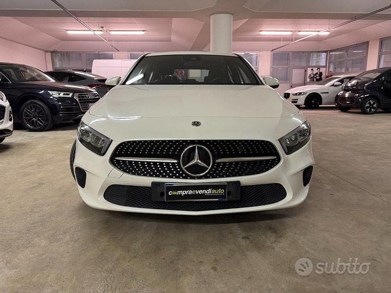 Usata Mercedes A180 Premium 116 CV (85 kW) 2018 Bianco Berlina