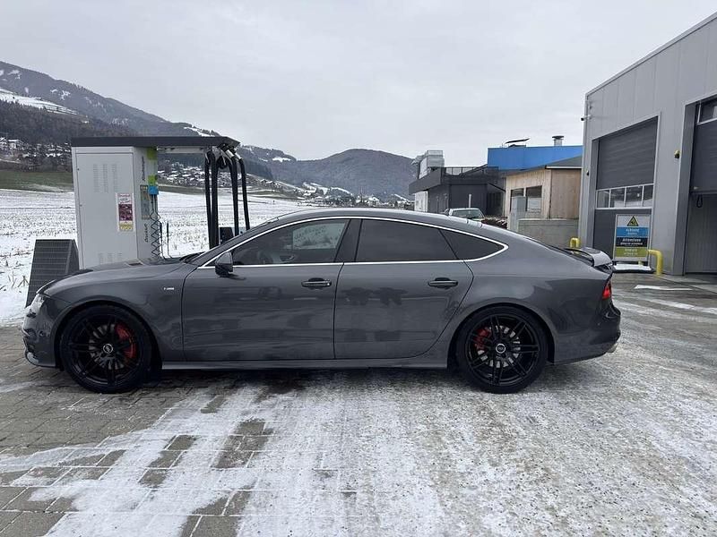 Usata 2013 Audi A7 Sportback Business Due volumi | 18.500 € (Buon prezzo) - Immagine 1/4