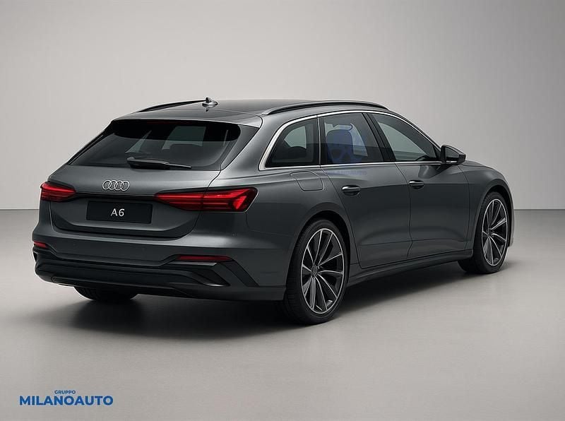 Begagnad Audi A6 e-tron Performance 269 kW (367 HK) 2025 Grå Kombi