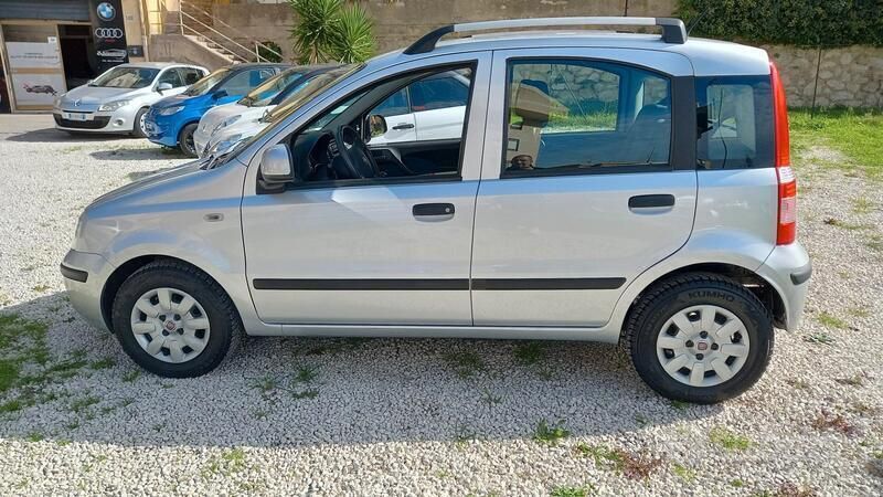 Usata Fiat Panda Dynamic 69 CV (50 kW) 2011 Grigio Utilitaria