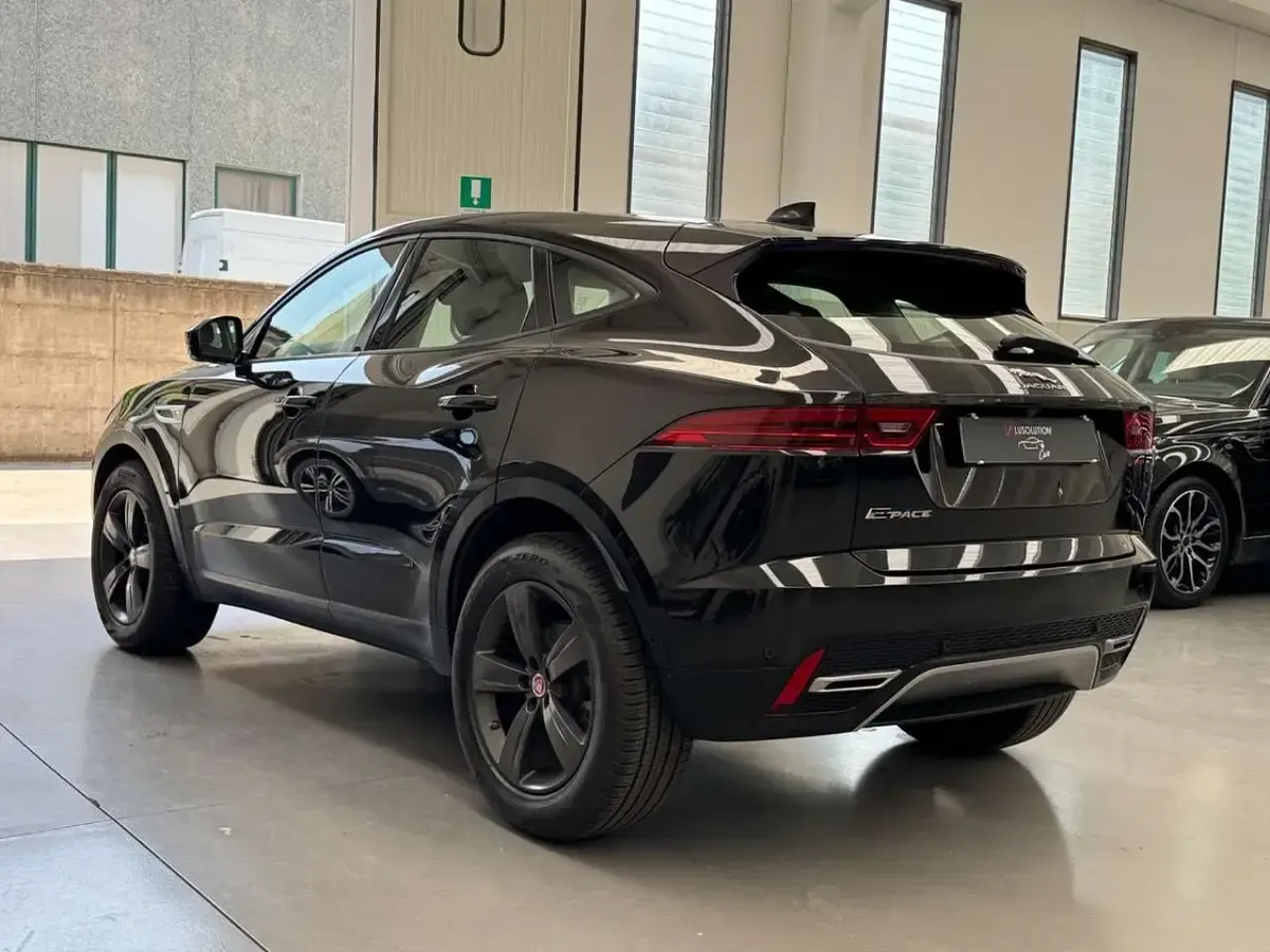Usata Jaguar E-Pace SE 163 CV (119 kW) 2021 Nero SUV