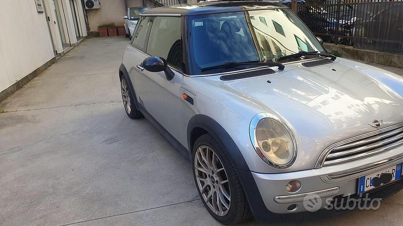 Usata Mini One D 75 CV (55 kW) 2003 Grigio Utilitaria