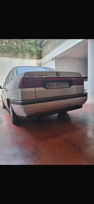 Usata Alfa Romeo 155 128 CV (94 kW) 1994 Berlina