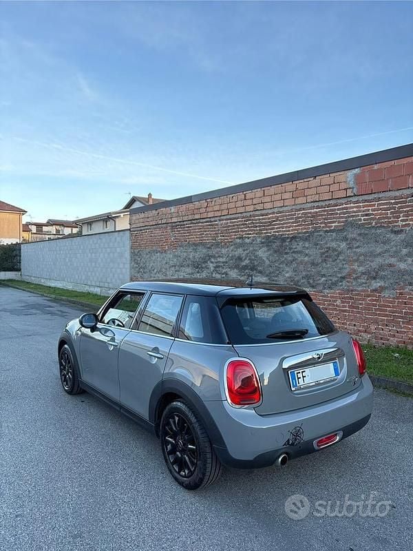 Usata Mini Cooper D Business 116 CV (85 kW) 2015 Utilitaria