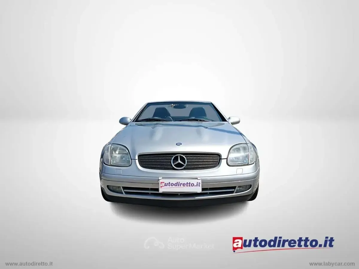 Begagnad Mercedes SLK230 193 HK (141 kW) 1997 Silver Cab