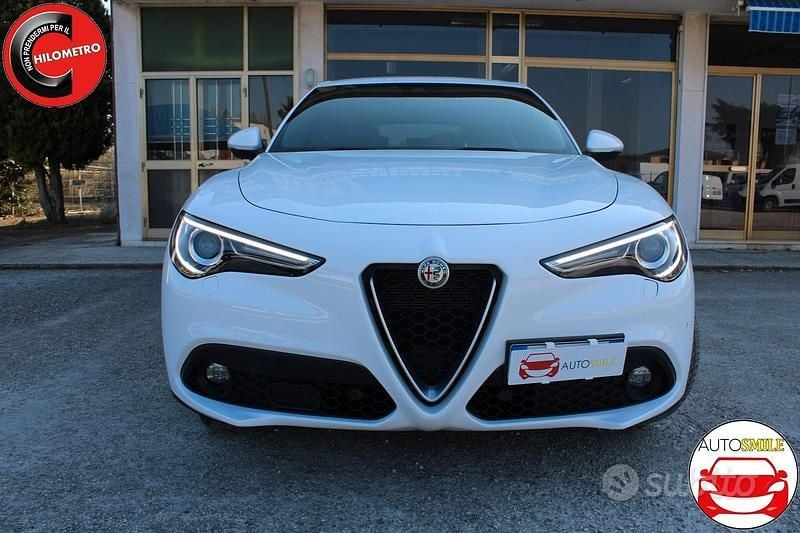 Usata Alfa Romeo Stelvio Executive 190 CV (139 kW) 2022 Bianco SUV