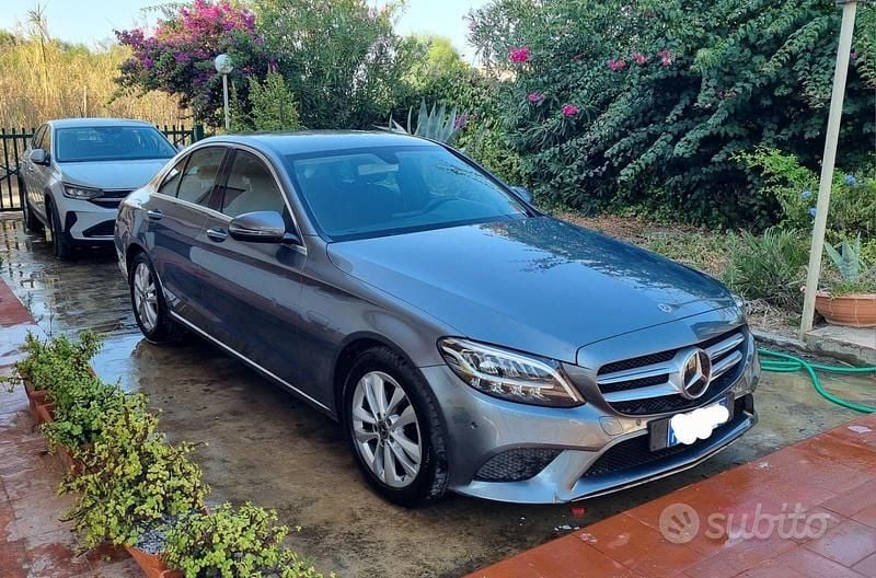 Second-hand Mercedes C220 194 CP (142 kW) 2018 Gri Berlinǎ