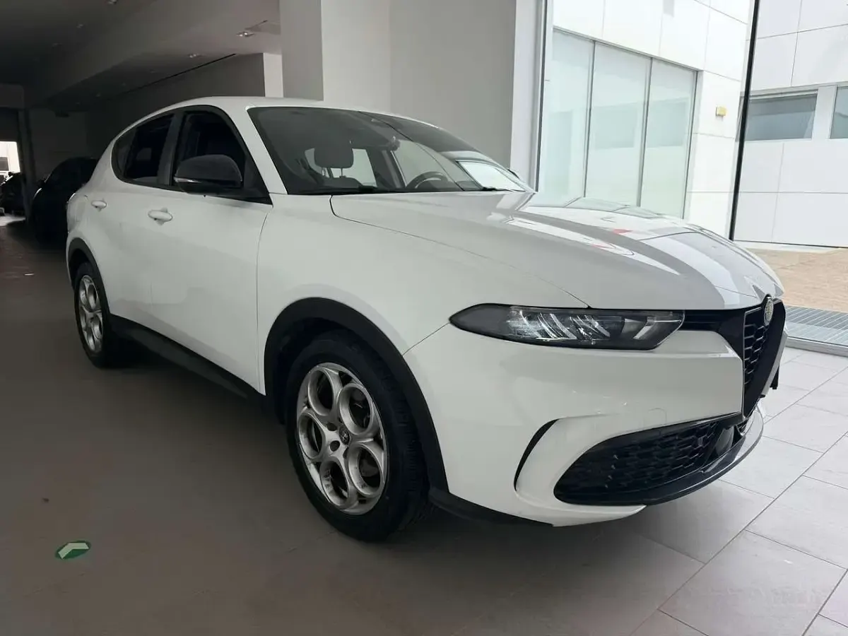 Usata Alfa Romeo Tonale Sprint 131 CV (96 kW) 2023 Bianco SUV