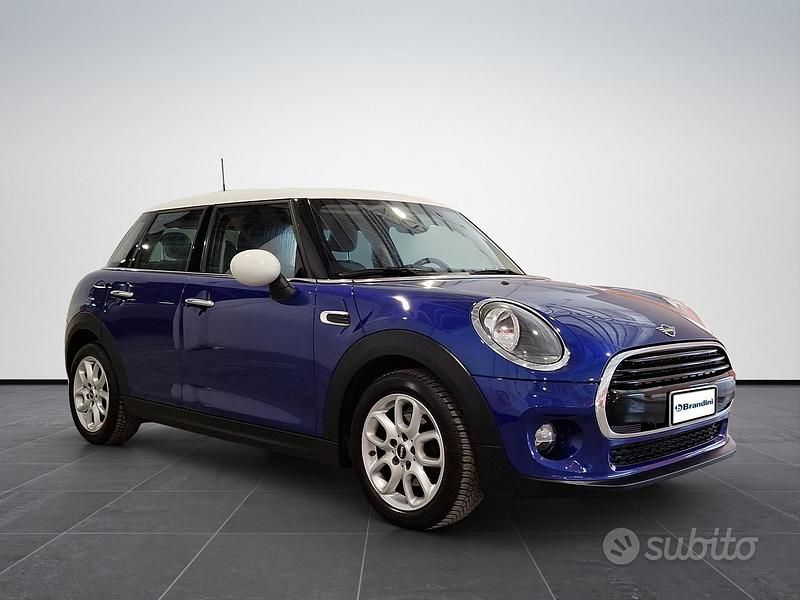 Usata Mini Cooper Hype 136 CV (100 kW) 2019 Blu Utilitaria