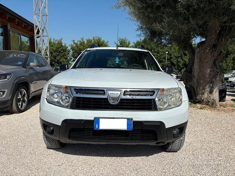 Usata Dacia Duster 107 CV (78 kW) 2011 Bianco SUV