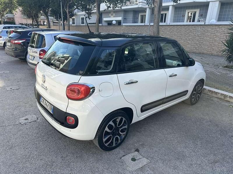 Usata Fiat 500L Lounge 84 CV (61 kW) 2014 Bianco Monovolume