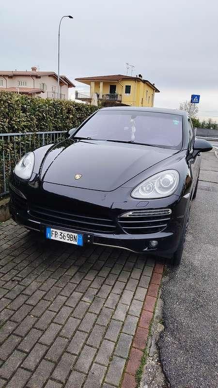 Usata Porsche Cayenne 245 CV (180 kW) 2012 Nero SUV