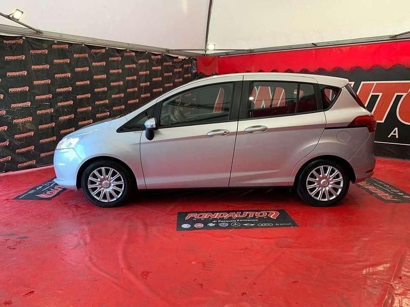 Usata Ford B-MAX Titanium 90 CV (66 kW) 2015 Grigio Monovolume