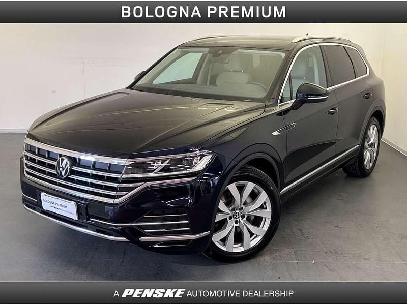 Blu/azzurro Usata 2021 VW Touareg Elegance SUV | 47.950 € (Ottimo prezzo) - Immagine 1/4