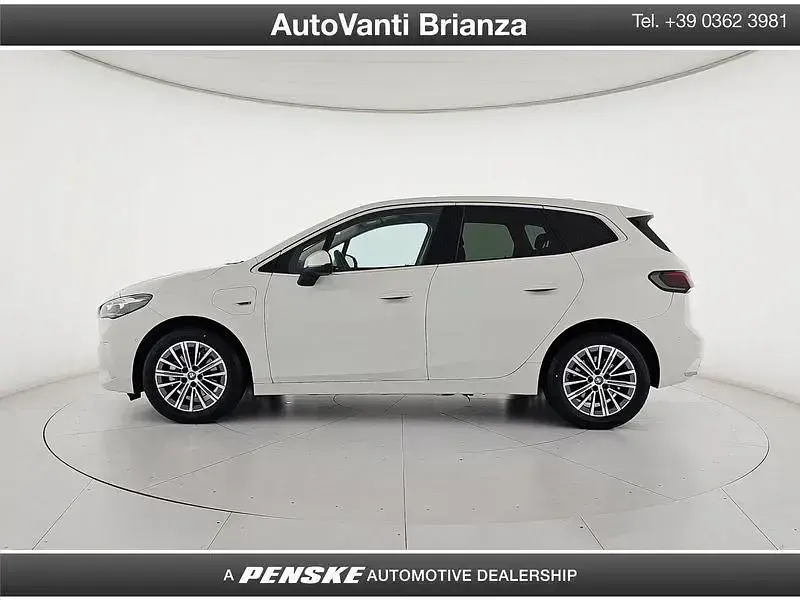 Usata BMW 225 Active Tourer Luxury Line 136 CV (100 kW) 2022 Bianco Monovolume