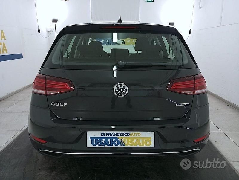 Usata VW Golf VII Highline 110 CV (80 kW) 2018 Grigio metallizzato Berlina