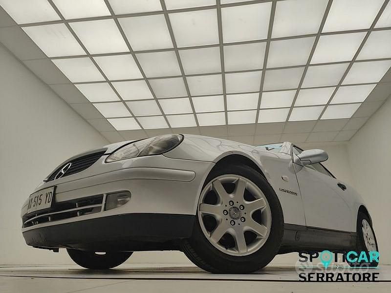 Usata Mercedes SLK230 193 CV (141 kW) 1998 Grigio Cabrio