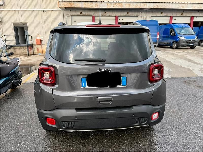 Usata Jeep Renegade Limited 120 CV (88 kW) 2020 Grigio SUV