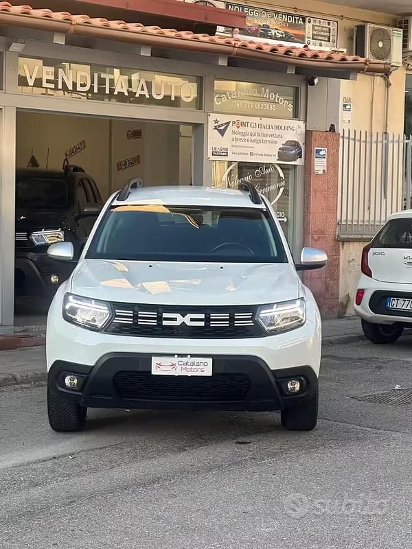 Usata Dacia Duster Extreme 116 CV (85 kW) 2023 Bianco SUV
