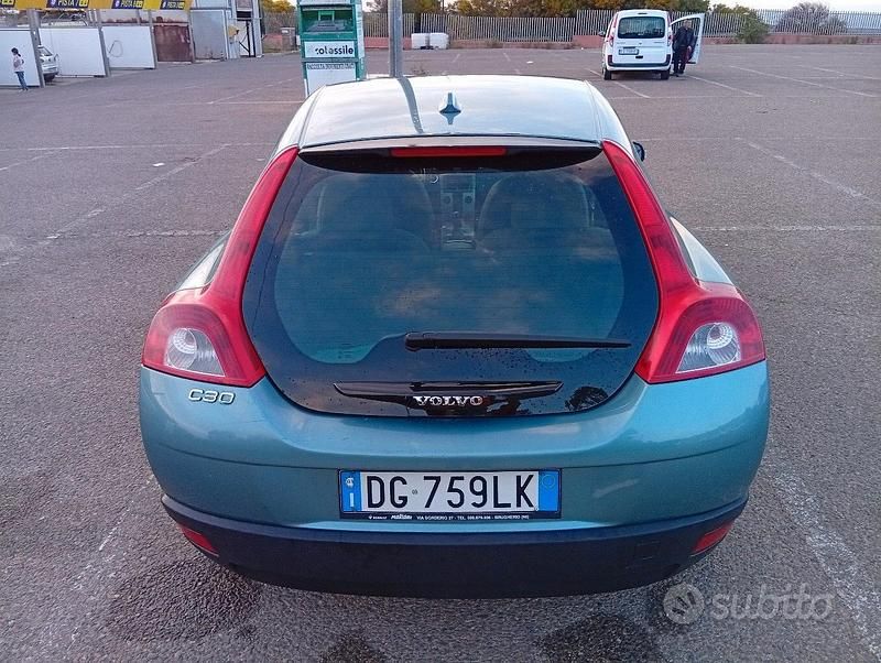 Usata Volvo C30 136 CV (100 kW) 2007 Blu Utilitaria