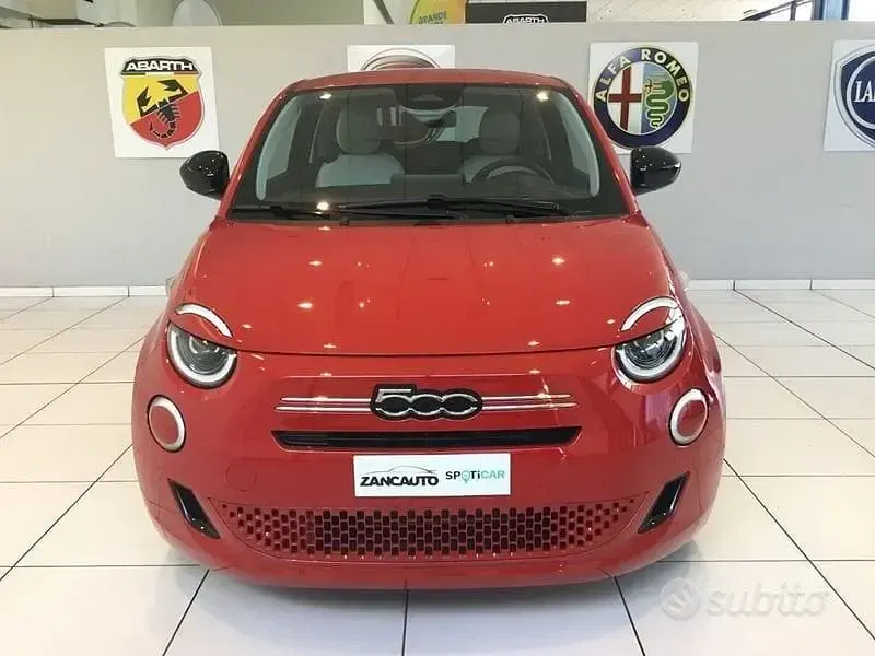 Nouvelle Fiat 500 Icon 70 ch (51 kW) 2026 Rouge Berline