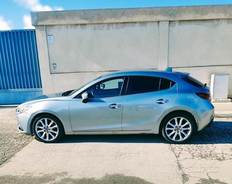 Usata Mazda 3 150 CV (110 kW) 2014 Grigio Berlina