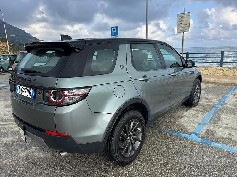 Usata Land Rover Discovery Sport 150 CV (110 kW) 2018 Verde SUV