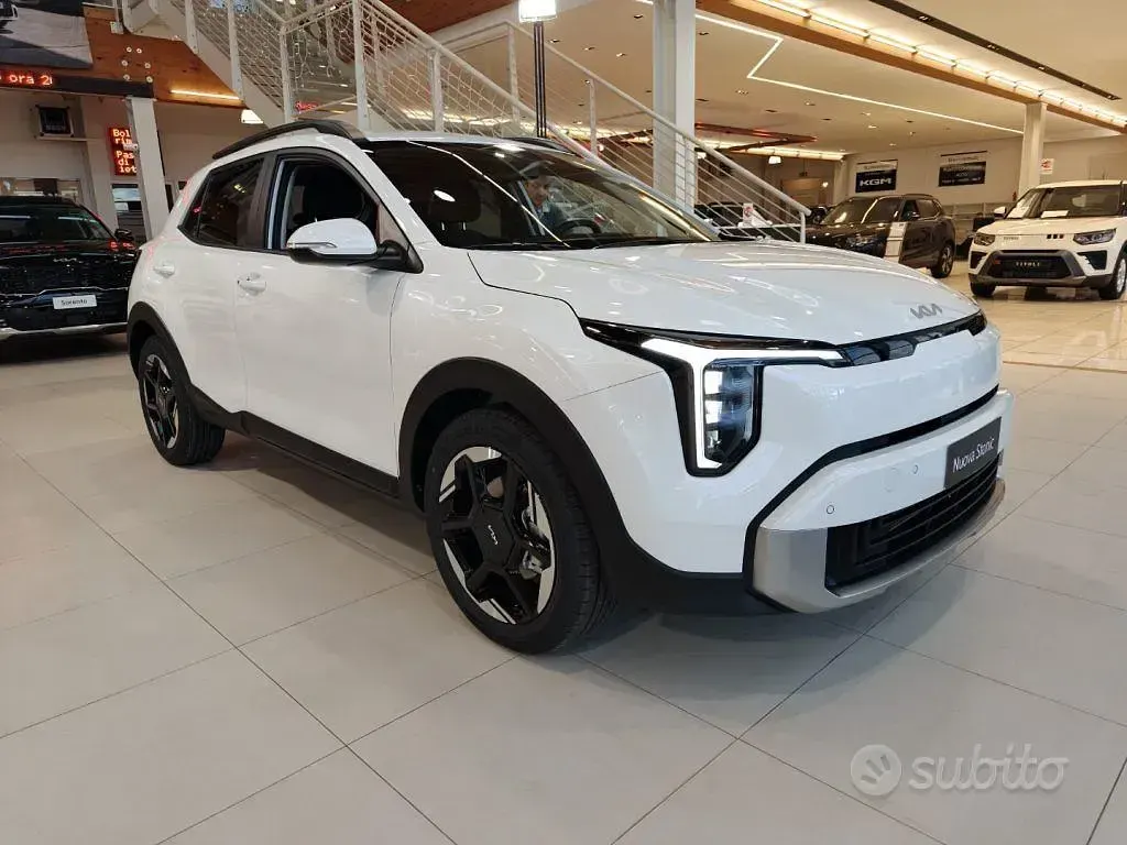 Nuova Kia Stonic Style 116 CV (85 kW) 2026 Bianco SUV