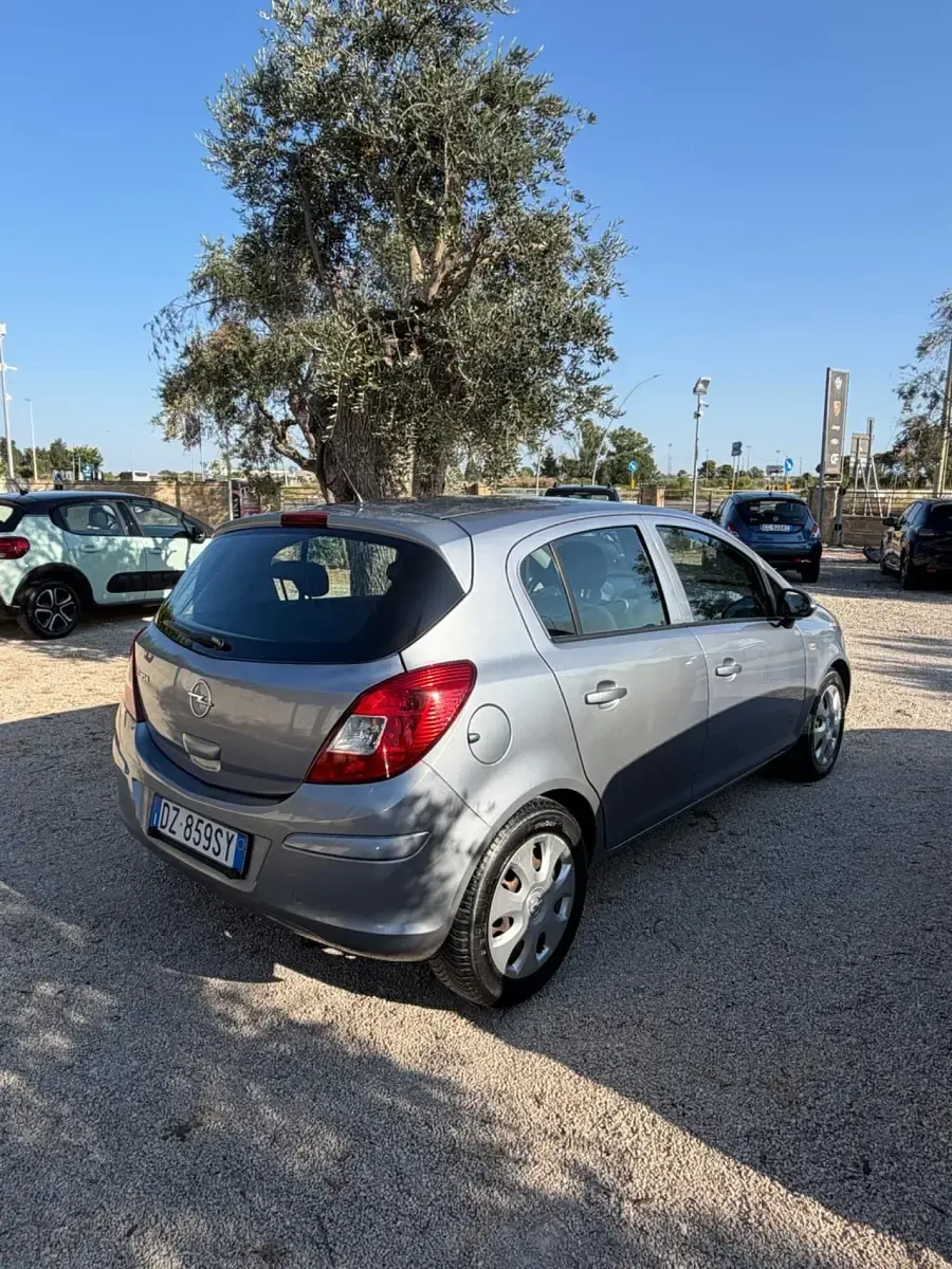 Usata Opel Corsa Enjoy 60 CV (44 kW) 2007 Grigio Utilitaria